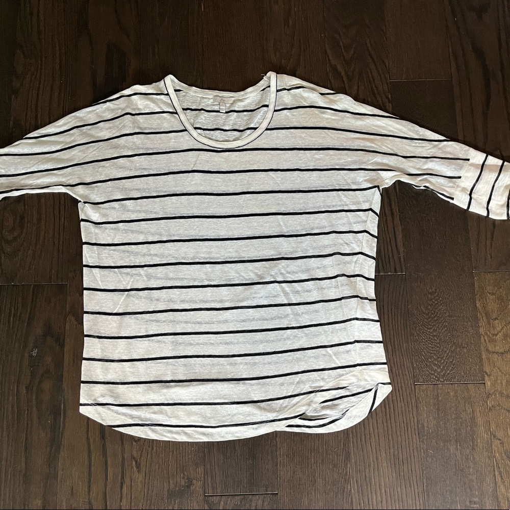 Joie, oversized (xs) lightweight linen sweater